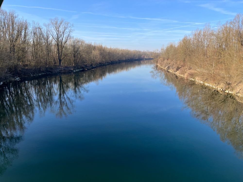 Welcome! Iβm happy leaving that old mess and start a new and clean βlifeβ here at bluesky π.